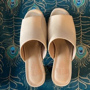 Charlotte Stone Rian Platform Slides